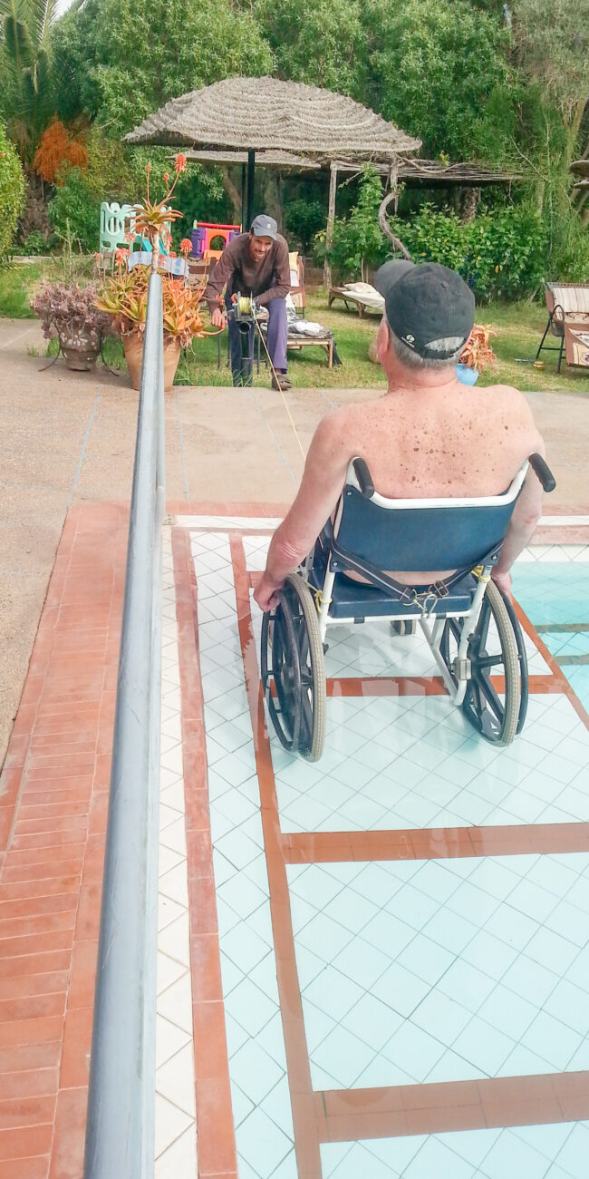 Disabled-friendly swimming pool